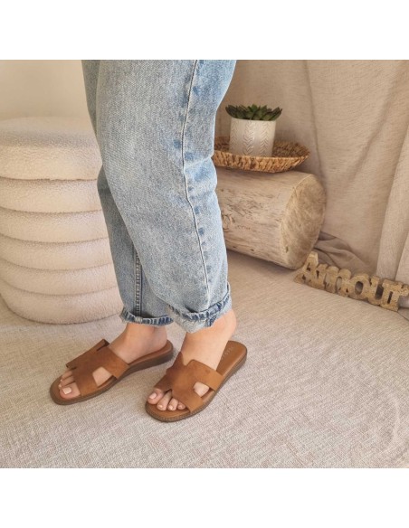 Mules Plates Suédées - Chaussures Femme Tendance - Confort et Elégance au quotidien