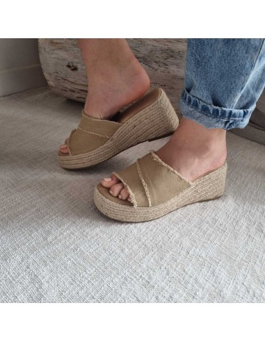 Mules compensées Femme à large bride en tissu - Style boho Chic, look estival tendance