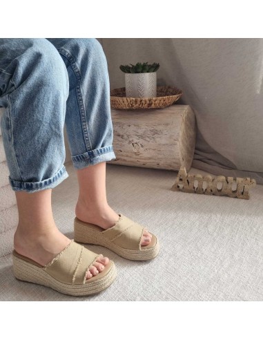 Mules compensées Femme à large bride en tissu - Style boho Chic, look estival tendance