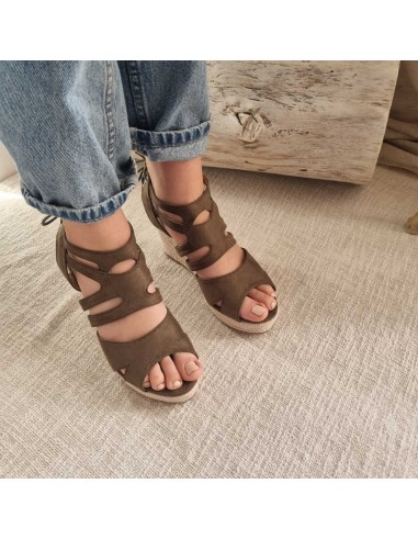 Sandales compensées Femme - lanières & corde - Chic et confort !