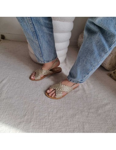 Sandales Plates - Brides Croisées Tressées -  Style Estival Féminin