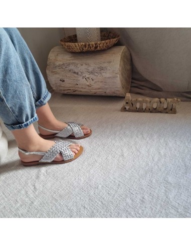 Sandales Plates - Brides Croisées Tressées -  Style Estival Féminin
