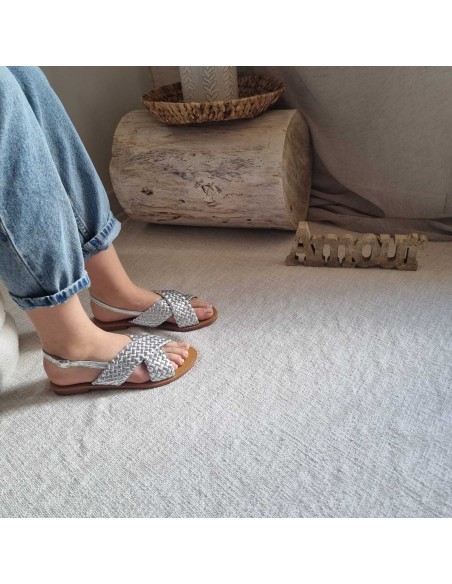 Sandales Plates - Brides Croisées Tressées -  Style Estival Féminin