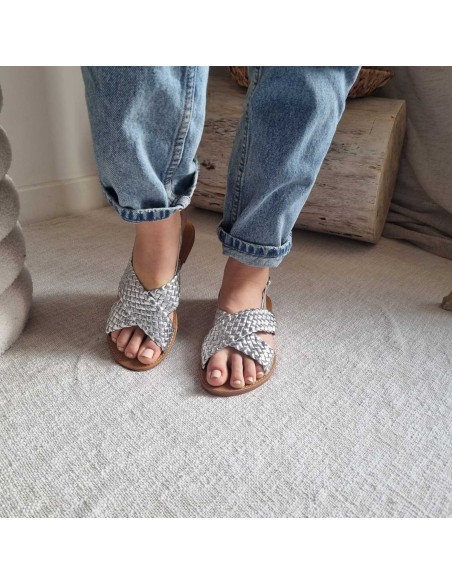 Sandales Plates - Brides Croisées Tressées -  Style Estival Féminin