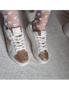 Sneakers à Paillettes Dorées, Confortables, Tendance pour un Look Eclatant 2