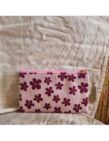 Pochette Rose imprimé Fleurs "Pochette Magique", compacte, pratique et ultra stylée pour vos indispensables à portée de main.
