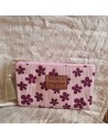 Pochette Rose imprimé Fleurs "Pochette Magique", compacte, pratique et ultra stylée pour vos indispensables à portée de main.