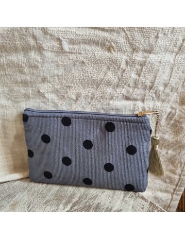 Pochette gris bleuté à pois "Mon Petit Bazar", compacte, pratique et ultra stylée pour vos indispensables à portée de main.