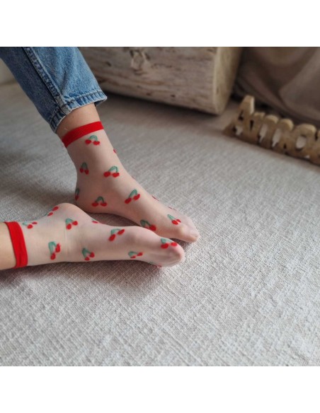 Chaussettes Fines à motifs Cerises - Confort et Style