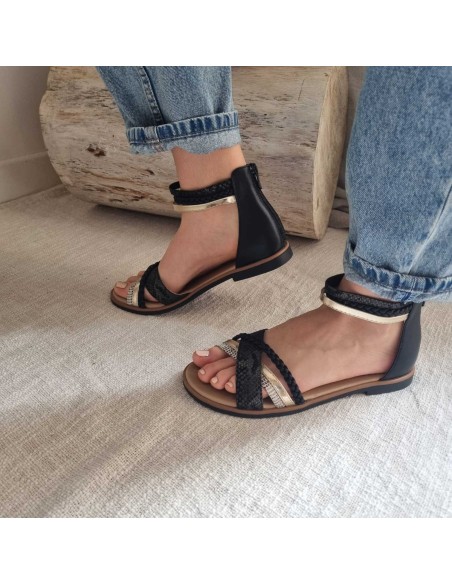 Sandales Plates - Lanières Croisées et Brides Cheville - Tendance Eté