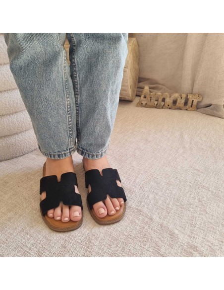 Mules Plates Suédées - Chaussures Femme Tendance - Confort et Elégance au quotidien