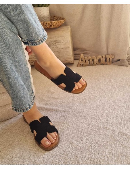 Mules Plates Suédées - Chaussures Femme Tendance - Confort et Elégance au quotidien